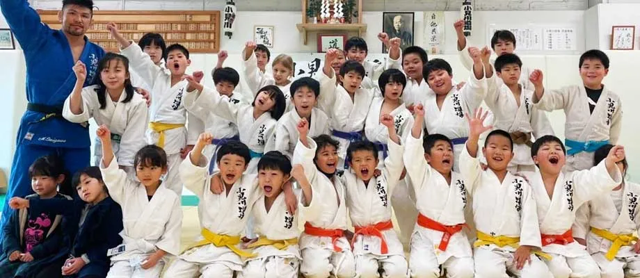 幼少クラス (昇級あり)